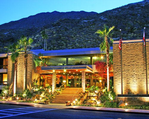 Sapphire Resorts @ Palm Springs #C116