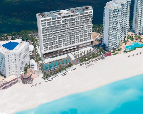 TravelSmart at Royalton CHIC Suites Cancun #DN66