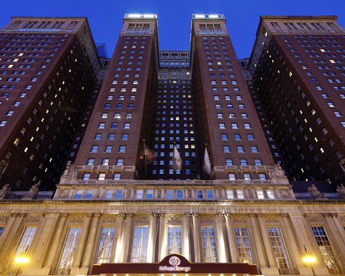 Hilton Chicago - 4 Nights #DQ13