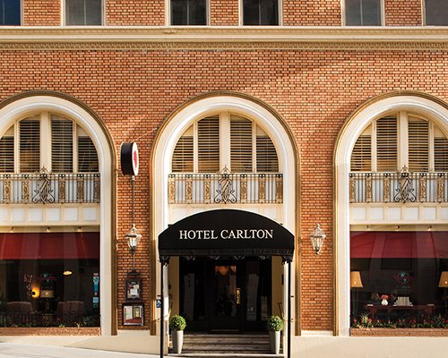 Hotel Carlton - 5 Nights #RL06