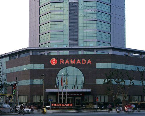 Ramada Hotel Wuxi-4 Nights #SD15