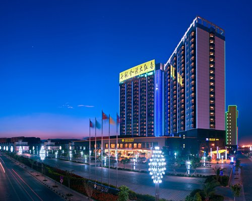 Empark Grand Hotel Kunming - 4 Nights #SD73