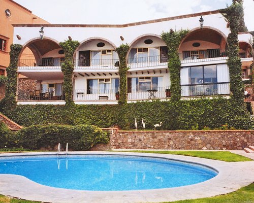 Condo Hotel Posada La Ermita #0113