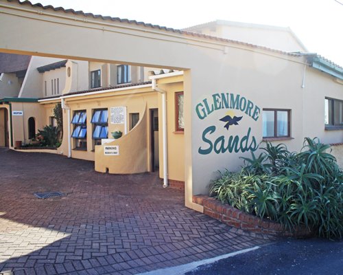 Glenmore Sands And Cabanas #1120 - фото