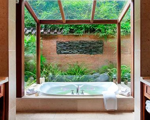 Crosswaters Ecolodge & Spa #D772 - фото