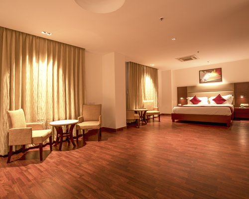Hotel Mint Select, Noida #DN77 - фото