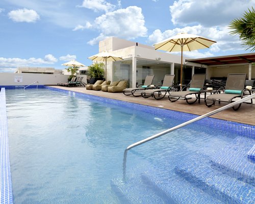 Holiday Inn Express & Suites Playa del Carmen - 3 Nights #DQ06 - фото