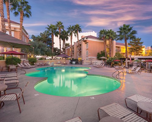 Club Wyndham Desert Rose Resort - 3 Nights #DU49 - фото