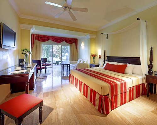 Grand Palladium Jamaica Resort & Spa All Inclusive Wyndham Exclusive - 4 Nights #DW23 - фото