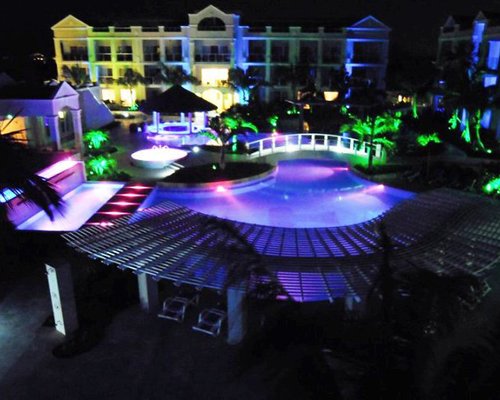The Atrium Resort - 3 Nights #RGG7 - фото