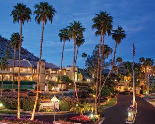 Hilton Phoenix Resort at the Peak - 3 Nights #RM47 - фото