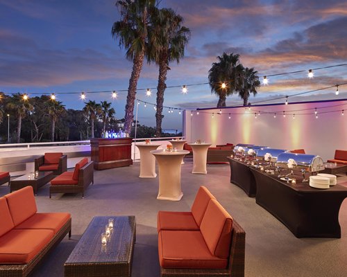 DoubleTree Suites by Hilton Hotel Doheny Beach - Dana Point - 5 Nights #RN60 - фото