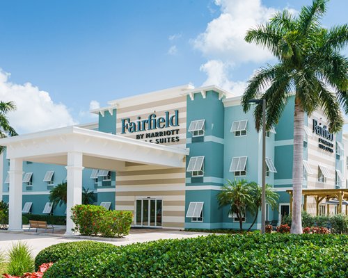 Fairfield Inn & Suites by Marriott Marathon Florida Keys - 3 Nights #RN88 - фото