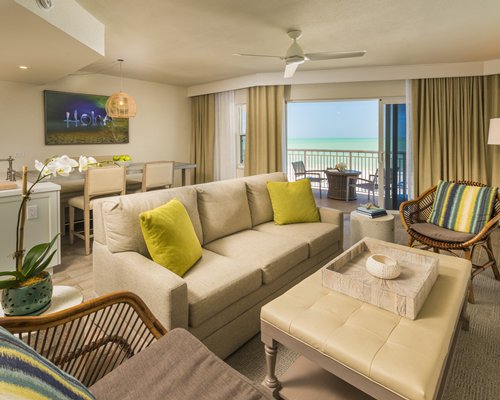 Beach House Suites by The Don CeSar - 5 Nights #RQ16 - фото