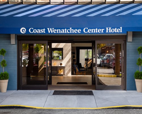 Coast Wenatchee Center Hotel - 3 Nights #RQ80 - фото